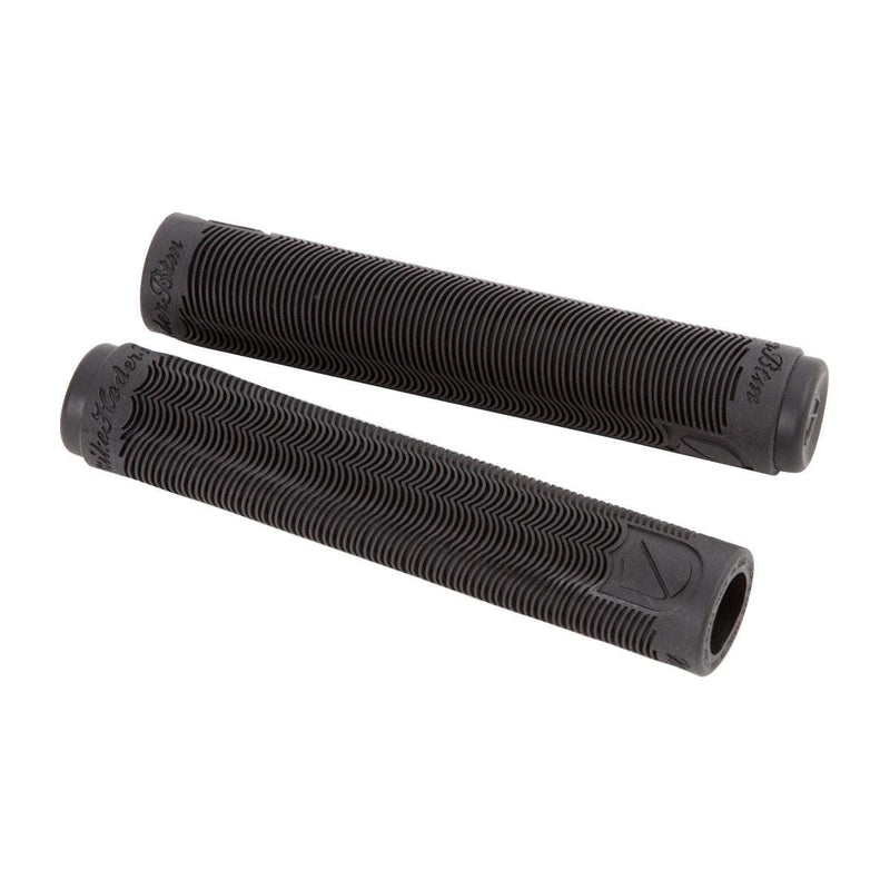 S&M HODER GRIPS black super soft BMX handlebar grips with wave texture and nylon plug bar ends.
