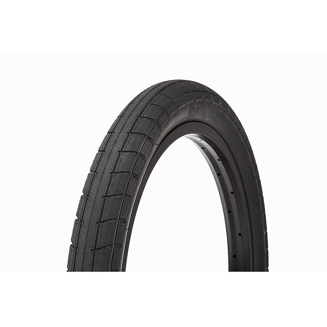 BSD Donnasqueak Tire