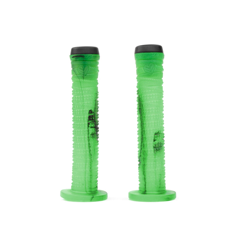 ÉCLAT SEAN BURNS GRIP, soft rubber BMX grips with studded design and thick solid flange, green color with éclat nylon Corkx V2 barends.