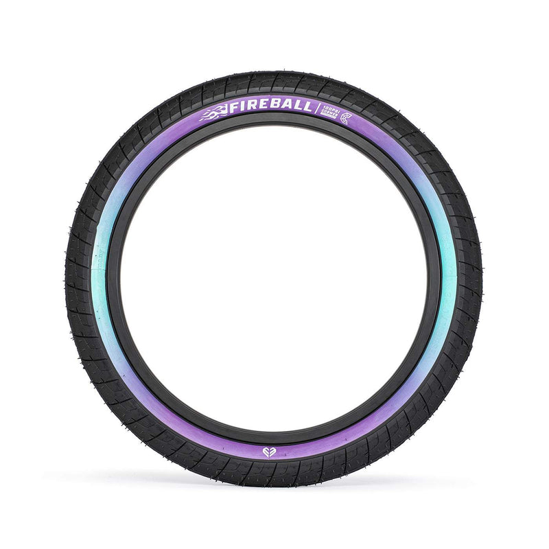 ÉCLAT FIREBALL TIRE with grind-friendly tread, Pangolin sidewall, and Cobweb layer technology for street riders.