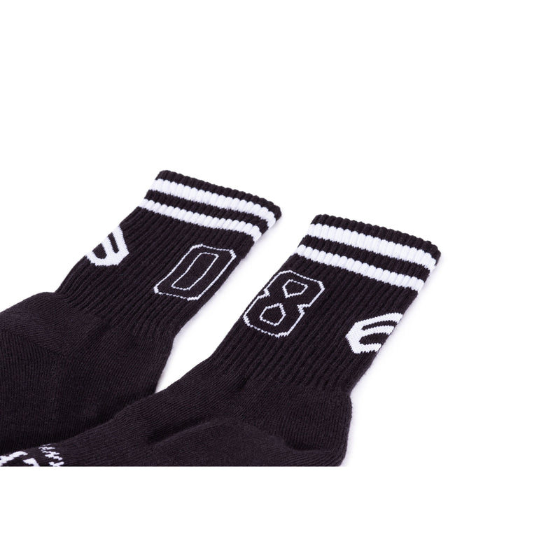 ÉCLAT 08 SOCKS in black with combed cotton and one size fit.