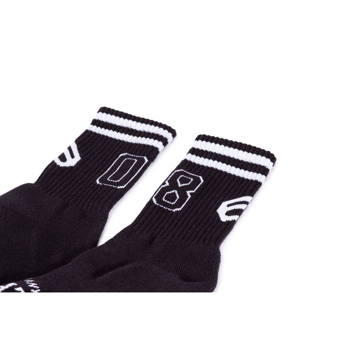 ÉCLAT 08 SOCKS in black with combed cotton and one size fit.