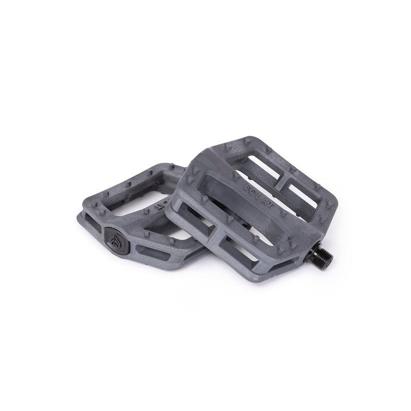 ÉCLAT Centric Pedal with large platform and durable design.