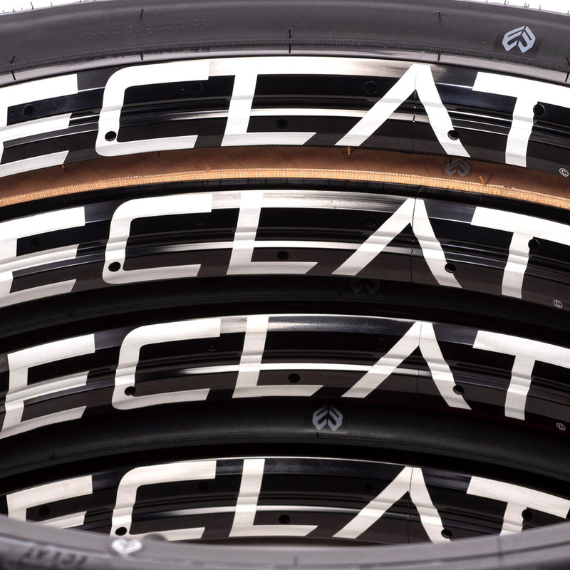 ÉCLAT DECODER TIRE COMP (120TPI)