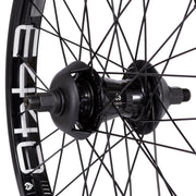 ÉCLAT E440/CORTEX FREECOASTER rear wheel with 36h stainless steel spokes and nylon hub guards.