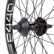 ÉCLAT E440/Cortex cassette rear wheel with 36h E440 rim, stainless steel spokes, and Cortex hub.
