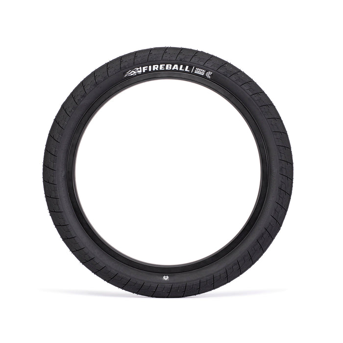 éclat Fireball Tire