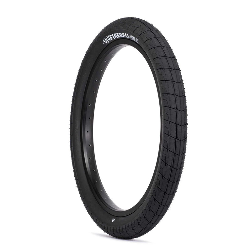 ÉCLAT FIREBALL TIRE - Street tire with grind-friendly tread, 2.30" and 2.40" sizes, high pressure, puncture-resistant, black rubber.