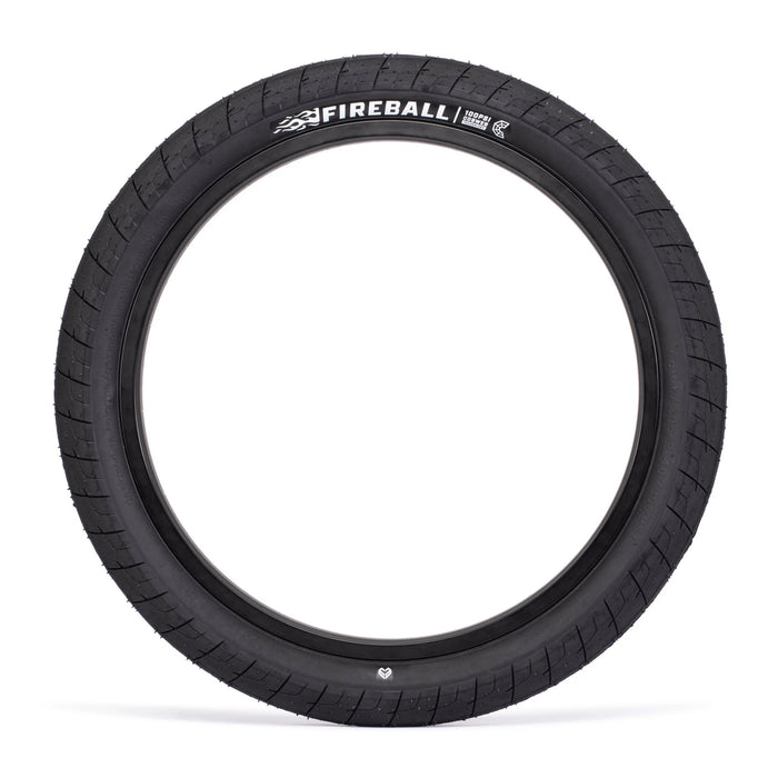 éclat Fireball Tire