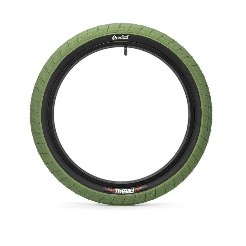 ÉCLAT FIREBALL TIRE with green tread and black sidewall, designed for street riding and durability.