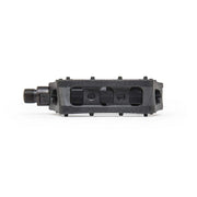Black ÉCLAT Plaza pedal with wide body, knurled top surface, and crmo spindle for durability