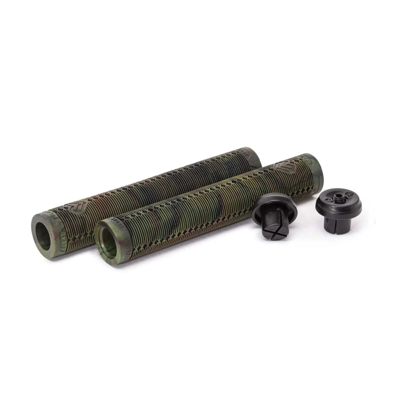 ÉCLAT SHOGUN GRIP flangeless camouflage bike grips with ribbed texture and black Techbolt barends