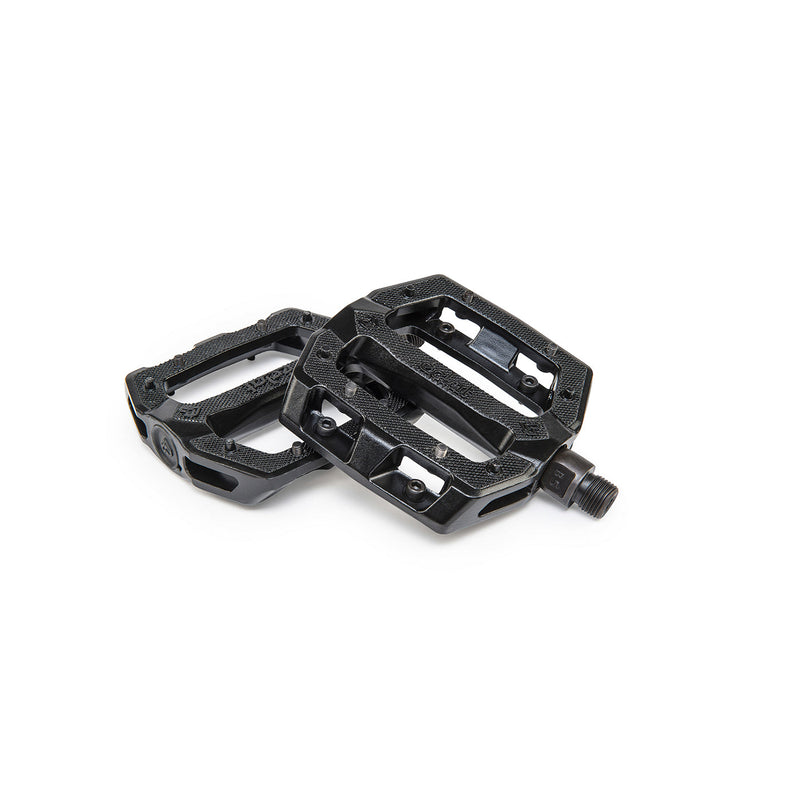 Éclat Slash Alloy Pedal, slim alloy body with replaceable pins, black color.