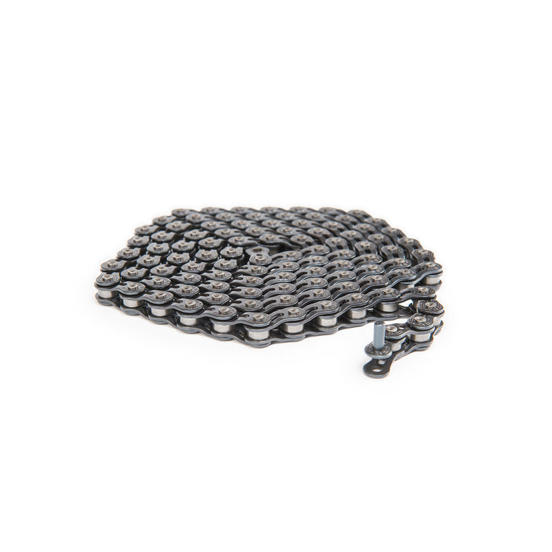 ÉCLAT STROKE HALFLINK CHAIN in black, coiled with tough steel construction and chromized treatment.