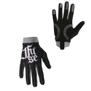 FUSE OMEGA GLOVE in black/silver with breathable upper, Clarino palm, strapless design.