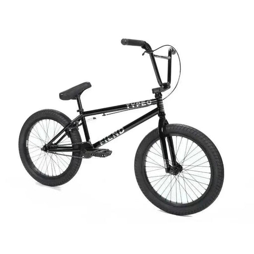Black Fiend Type O 2022 BMX bike with 20.5-inch top tube, 20-inch wheels, and durable 4130 CrMo frame.