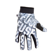 FUSE CHROMA GLOVE - MTN with vibrant design, Clarino palm, reinforced index and thumb, microfiber thumb, silicone grips, and adjustable velcro strap.