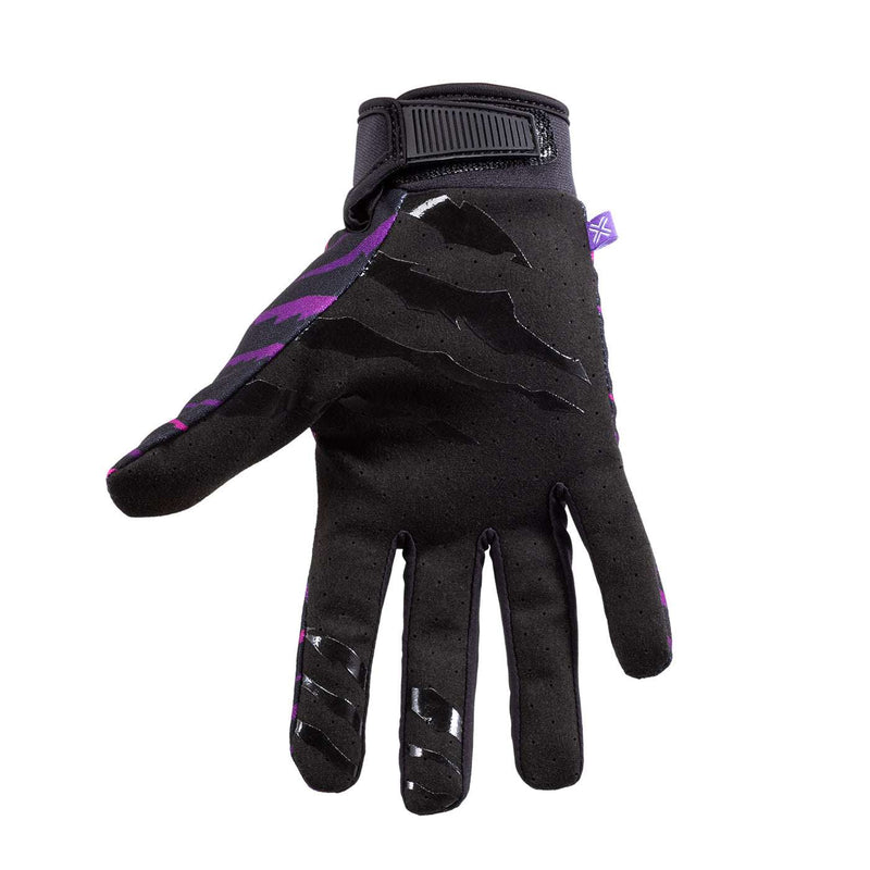 Black and purple FUSE CHROMA GLOVE NIGHT PANTHER with velcro wrist strap and silicone grips designed for high-performance riding.