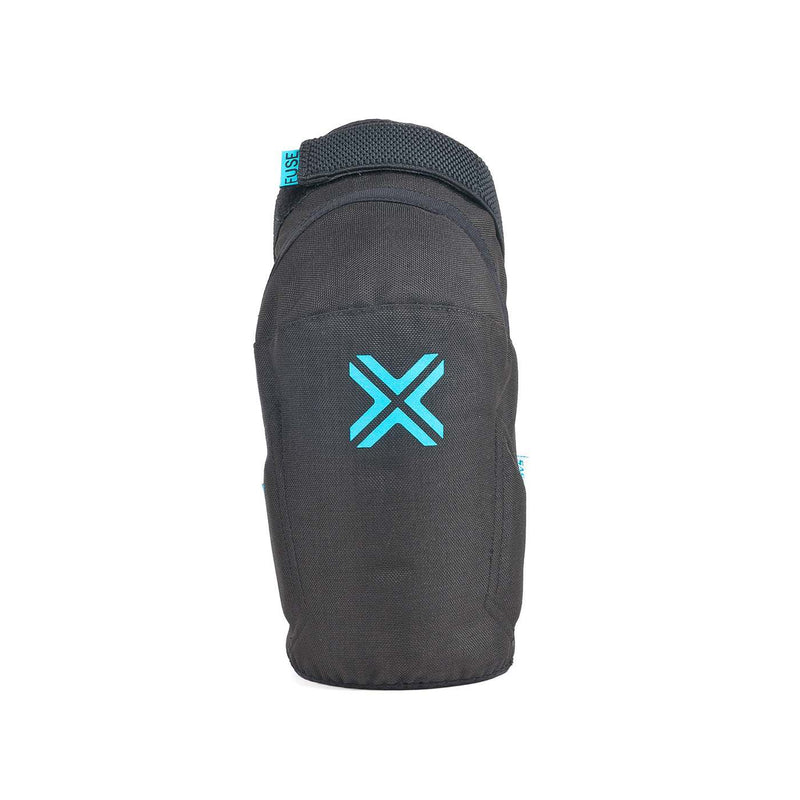 FUSE ECHO KNEE PAD with Cordura fabric and SAS-TEC foam in black/blue.