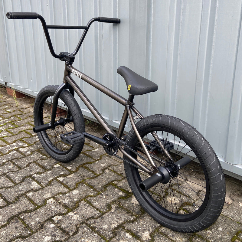 Vélo custom BMX WETHEPEOPLE Chaos Machine Pro Custom Bike