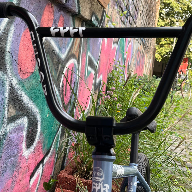 CULT/ SHORTY IC2  X PEOPLE´S STORE CUSTOM BIKE