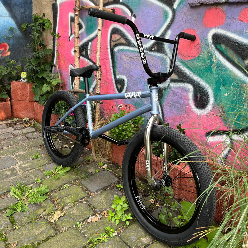 CULT/ SHORTY IC2  X PEOPLE´S STORE CUSTOM BIKE