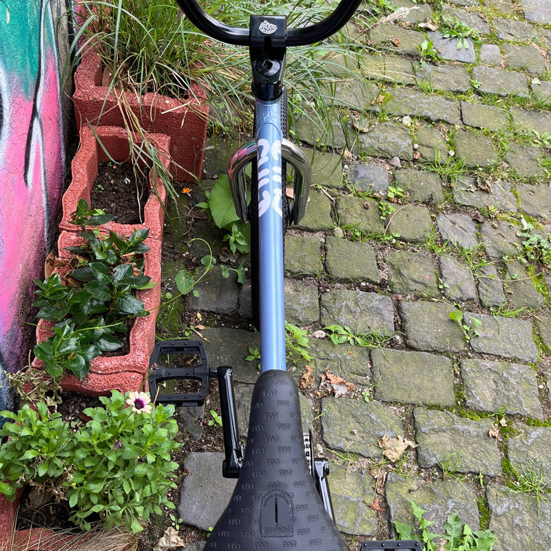 CULT/ SHORTY IC2  X PEOPLE´S STORE CUSTOM BIKE