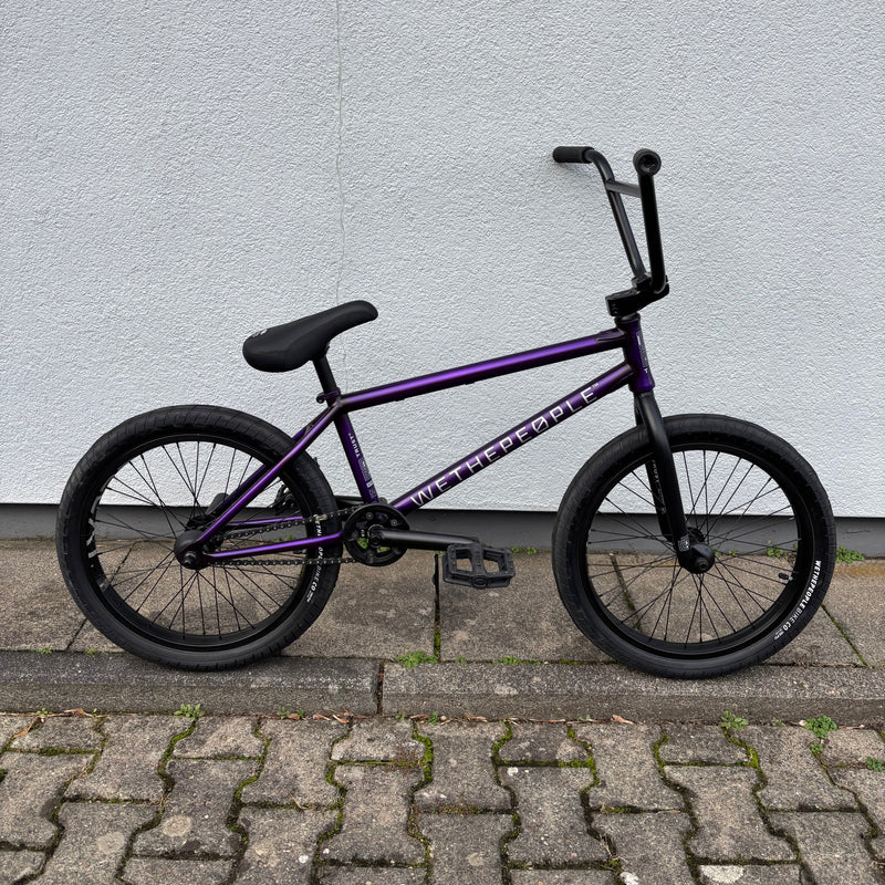 WETHEPEOPLE TRUST FC DISPLAY MODEL