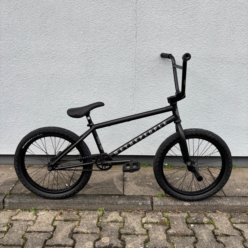 WETHEPEOPLE REVOLVER DISPLAY MODEL BIKE