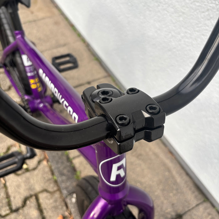 RADIO DARKO /DISPLAY MODEL