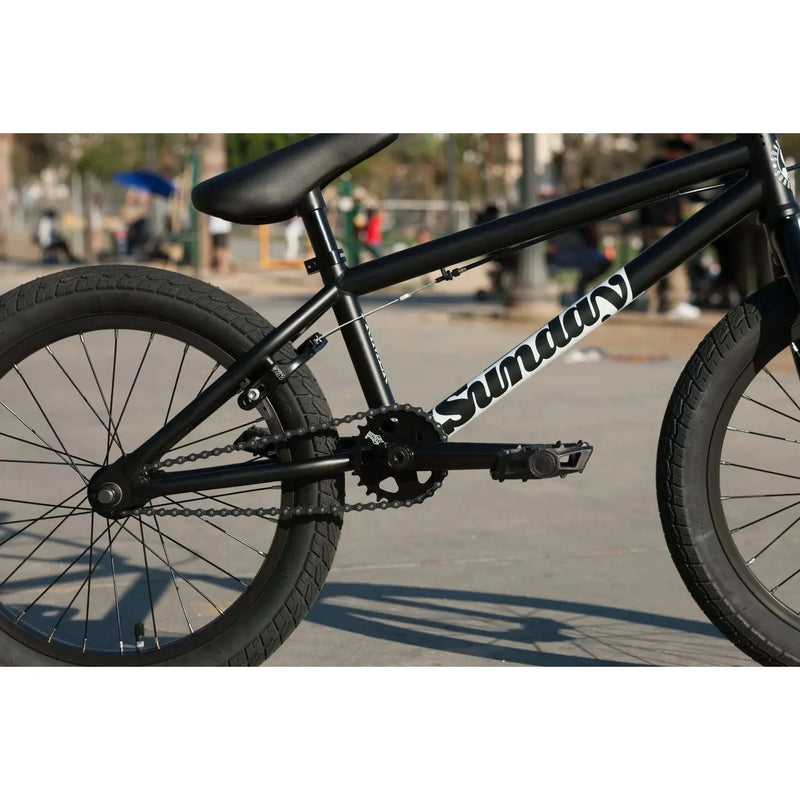 SUNDAY PRIMER 18" MY2023 COMPLETE BIKE