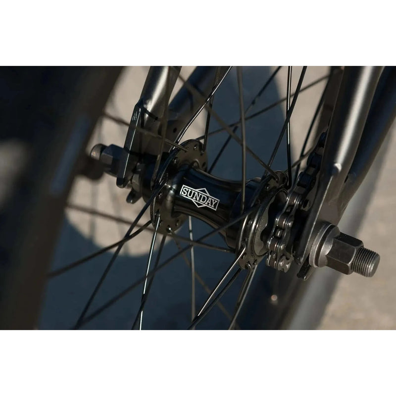 SUNDAY PRIMER 18" MY2023 COMPLETE BIKE