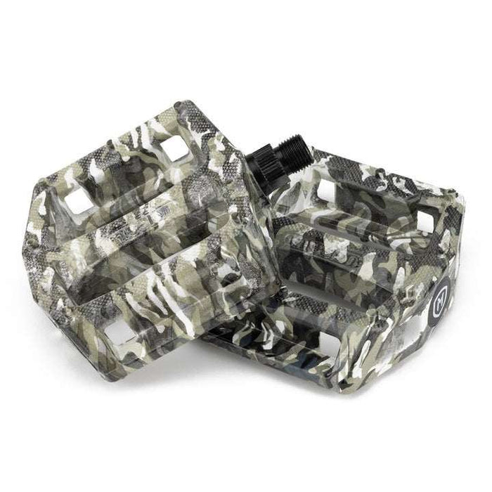 Camouflage MISSION IMPULSE PEDALS with 12 traction pins, nylon composite body, and chromoly steel spindle for superior bike grip