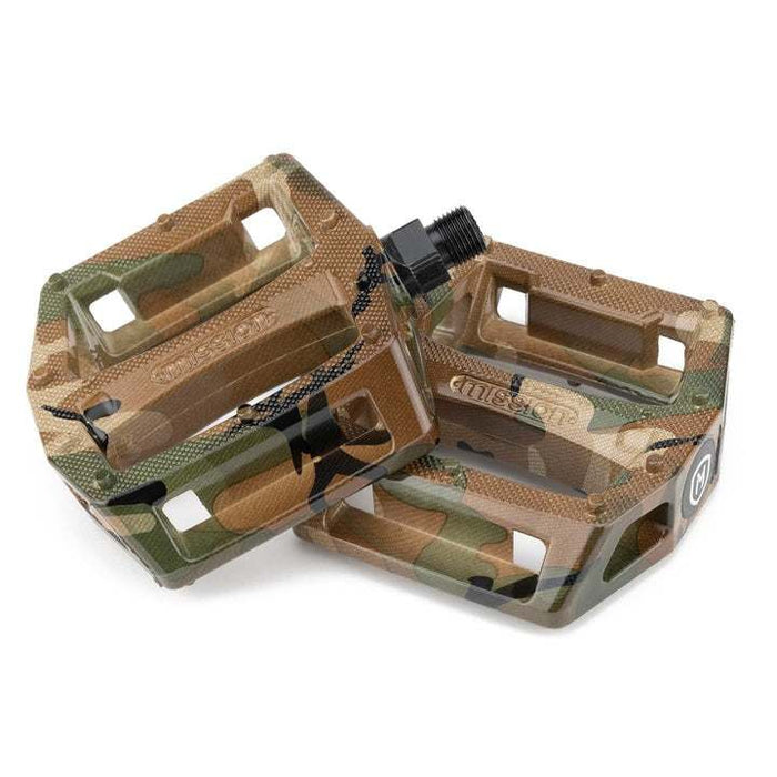 MISSION IMPULSE PEDALS camouflage nylon composite bike pedals with 12 traction pins and chromoly steel spindle