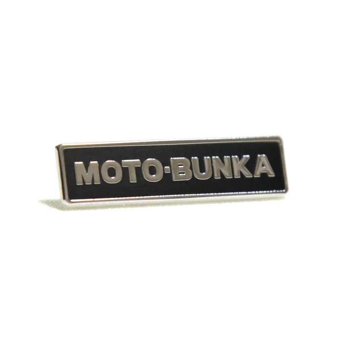 MOTO-BUNKA TEXT LOGO PIN BADGE