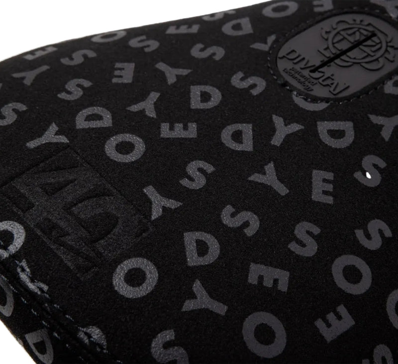 ODYSSEY 40‑YEAR ANNIVERSARY PIVOTAL SEAT