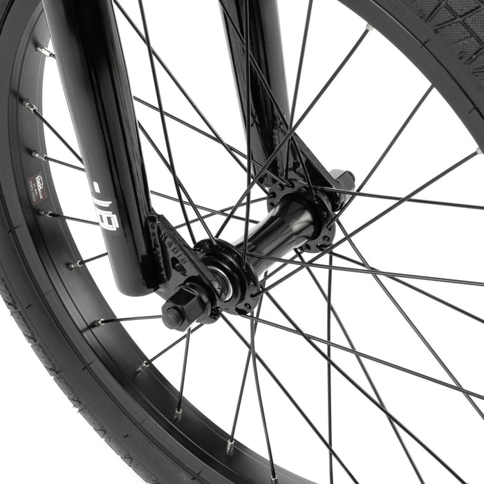 RADIO REVO 18 BMX COMPLETE BIKE