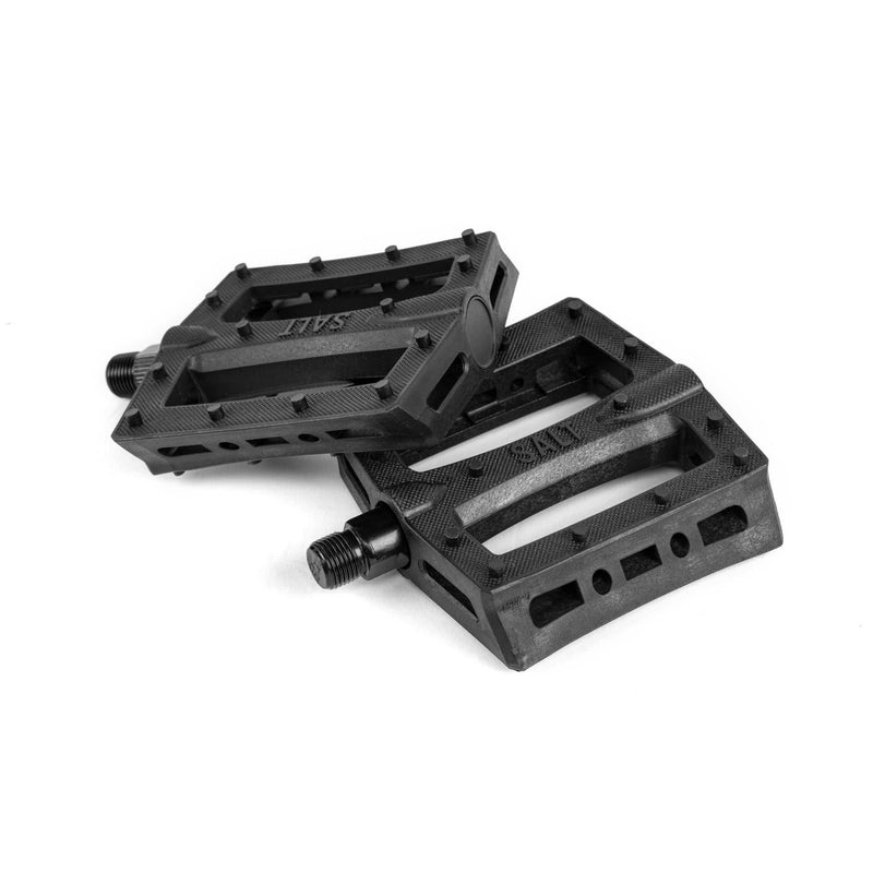 Black SALT AM PEDALS made of nylon and fiberglass with Crmo axle and traction pins