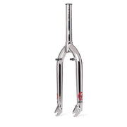 Chrome and black Saltplus HQ Fork with one-piece heat-treated chromoly steerer tube and laser-cut dropouts, brakeless design