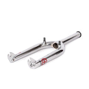 Chrome Saltplus HQ Fork with heat-treated chromoly, 26mm offset, CNC steerer tube, and laser cut dropouts