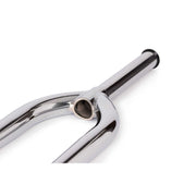 Chrome Saltplus HQ Fork with heat-treated full Japanese M2 chromoly, 26mm offset, CNC steerer tube, and laser cut dropouts.