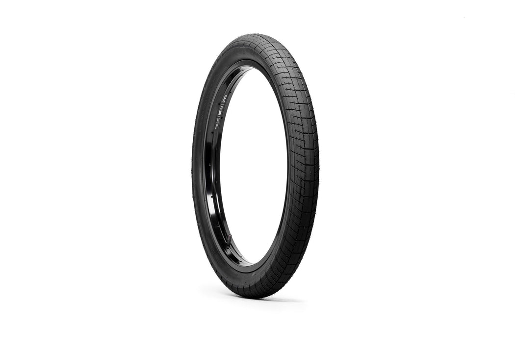 Saltplus Sting Tire