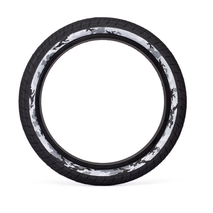 Saltplus Sting Tire