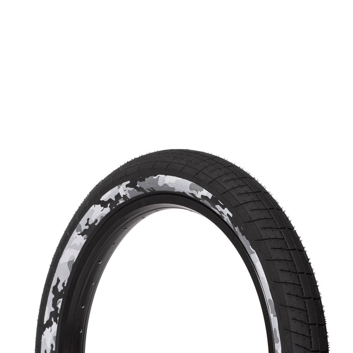 Saltplus Sting Tire