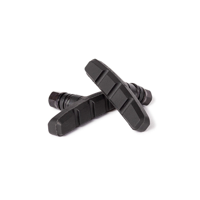 SALT AM Brake Pads in black, suitable for u-brakes with mid-length size and soft rubber compound.