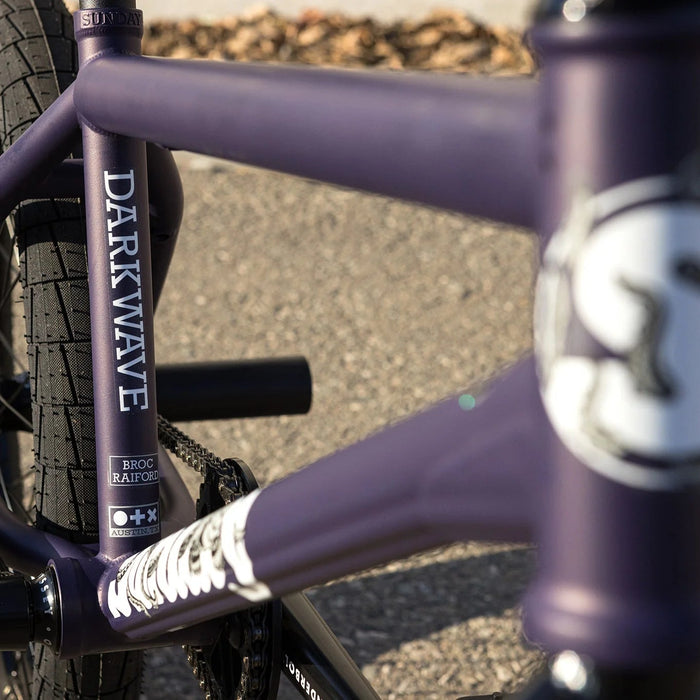 SUNDAY DARKWAVE AUTHENTIC 2025