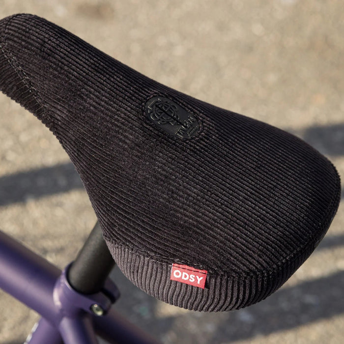 SUNDAY DARKWAVE AUTHENTIC 2025