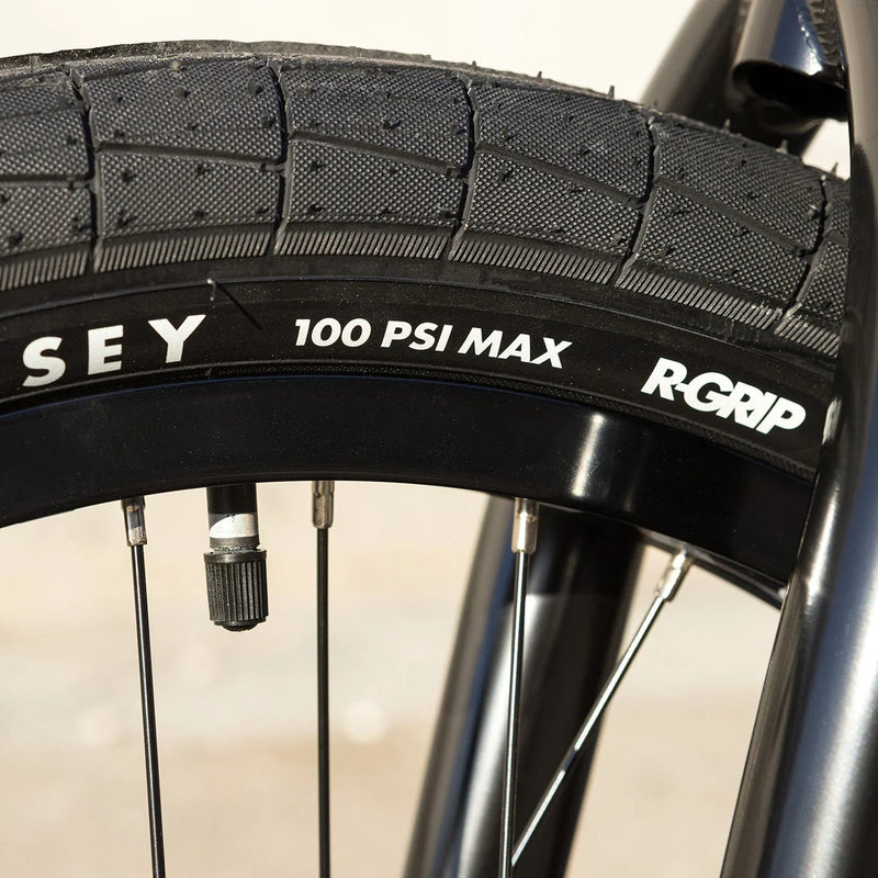 SUNDAY DARKWAVE AUTHENTIC 2025