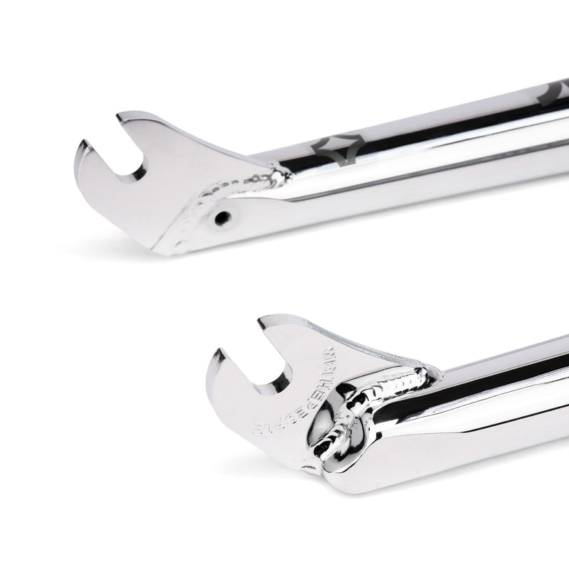 WETHEPEOPLE ARC 15 FORK