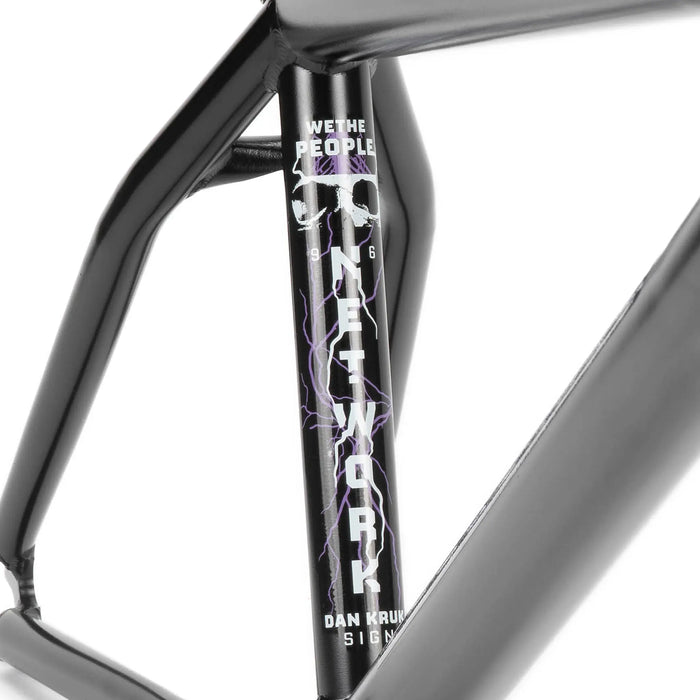 Wethepeople Network Frame "Dan Kruk" Signature